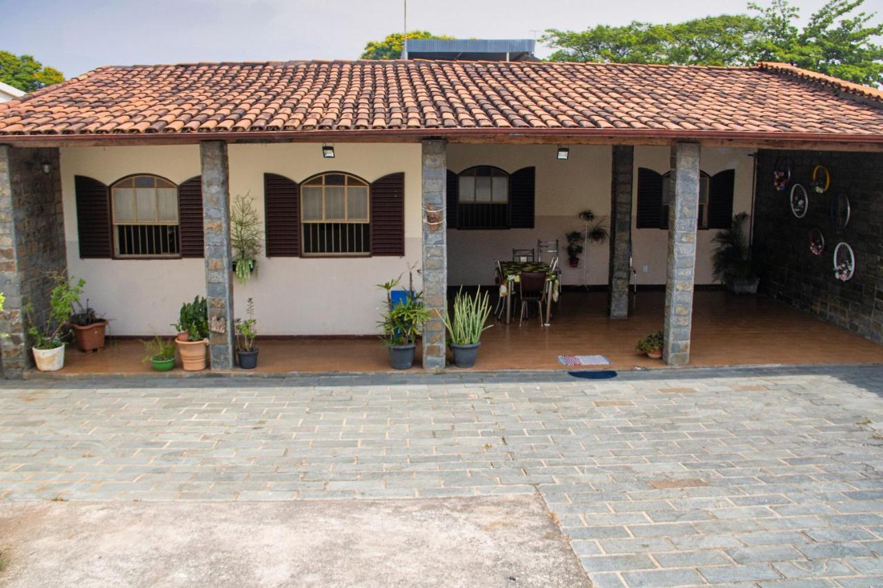 Casa Espacosa E Confortavel Na Regiao Da Pampulha Белу-Оризонти Экстерьер фото